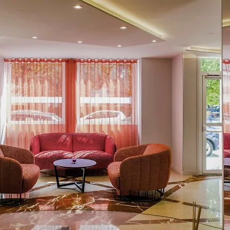 Mercure Paris Pont De Neuilly 4*