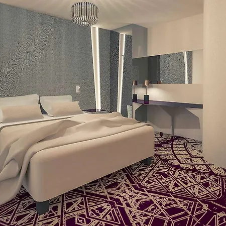 Mercure Paris Pont De Neuilly 4*