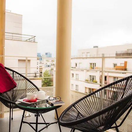 Otel Mercure Paris Pont De Neuilly