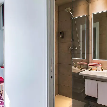 Mercure Paris Pont De Neuilly
